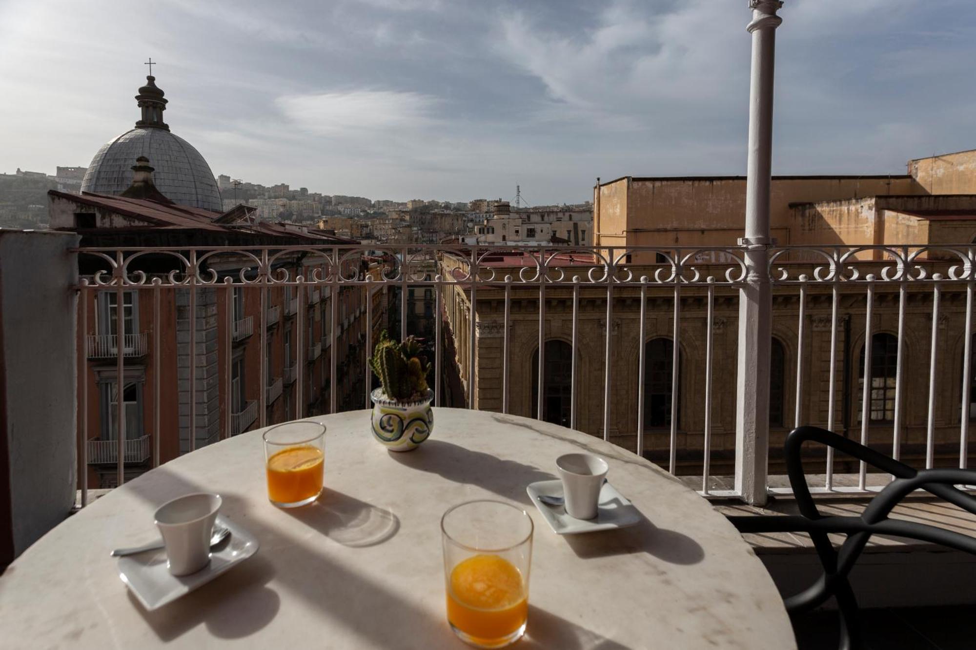 Residenza 33 Otel Napoli Dış mekan fotoğraf