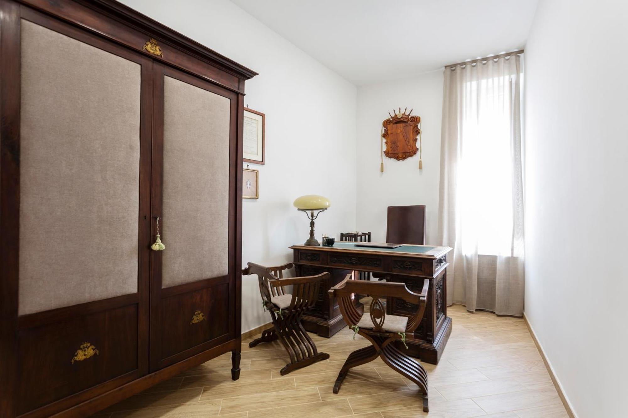 Residenza 33 Otel Napoli Dış mekan fotoğraf