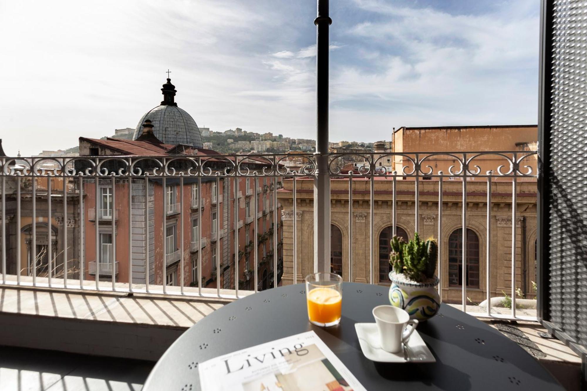 Residenza 33 Otel Napoli Dış mekan fotoğraf