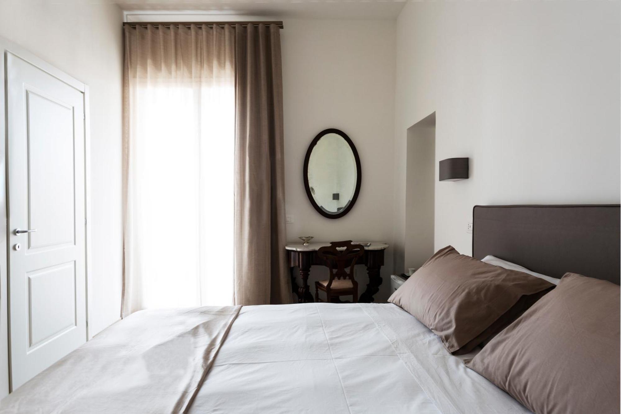 Residenza 33 Otel Napoli Dış mekan fotoğraf